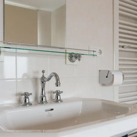 Gentiana Apartment *